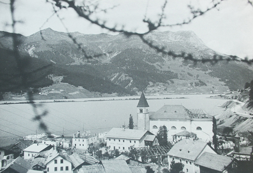 Reschenseeturm im Vinschgau